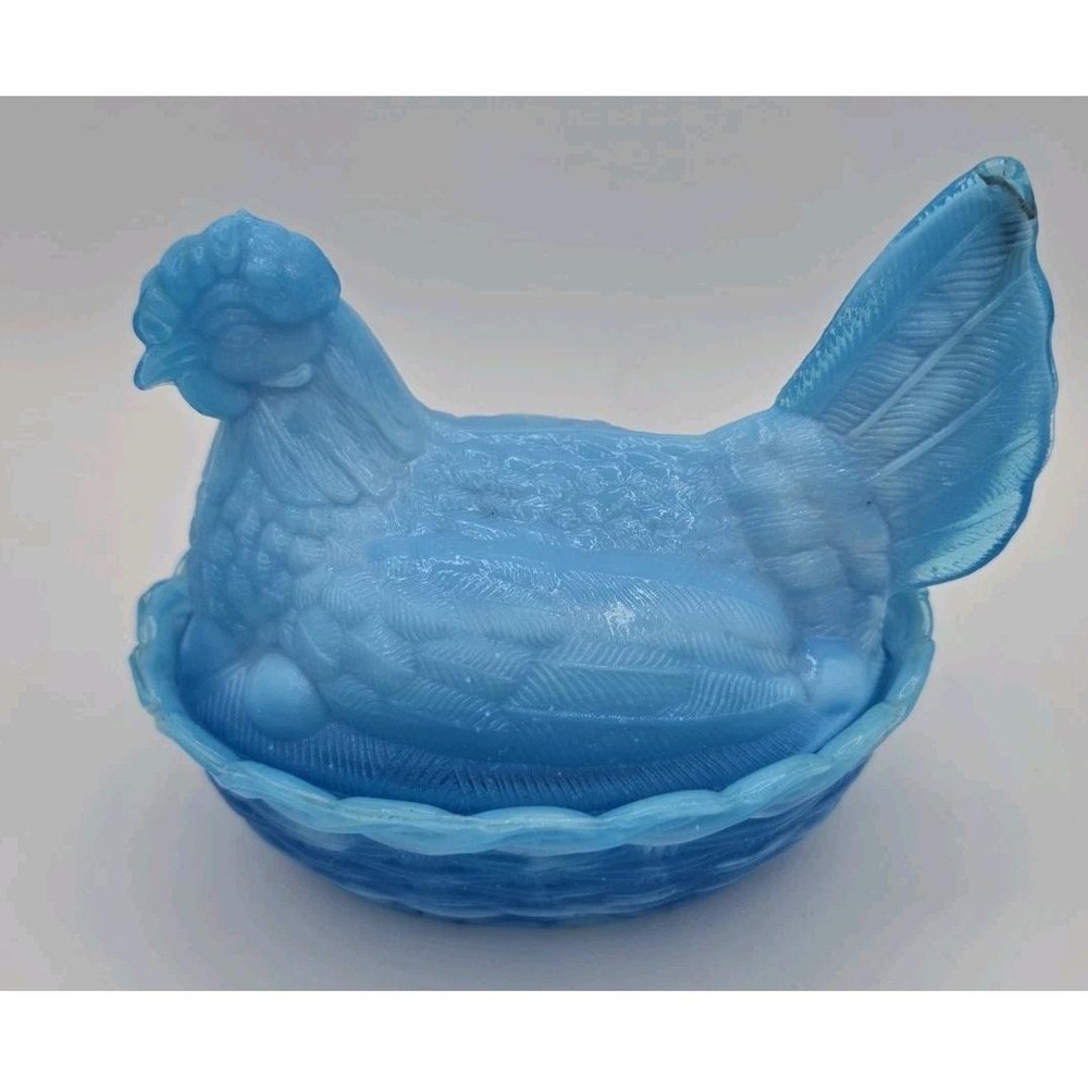 Vtg Westmoreland Blue Slag Milk Glass Hen on Nest Dish 51/2" x 4 1/4" x 4 1/2"